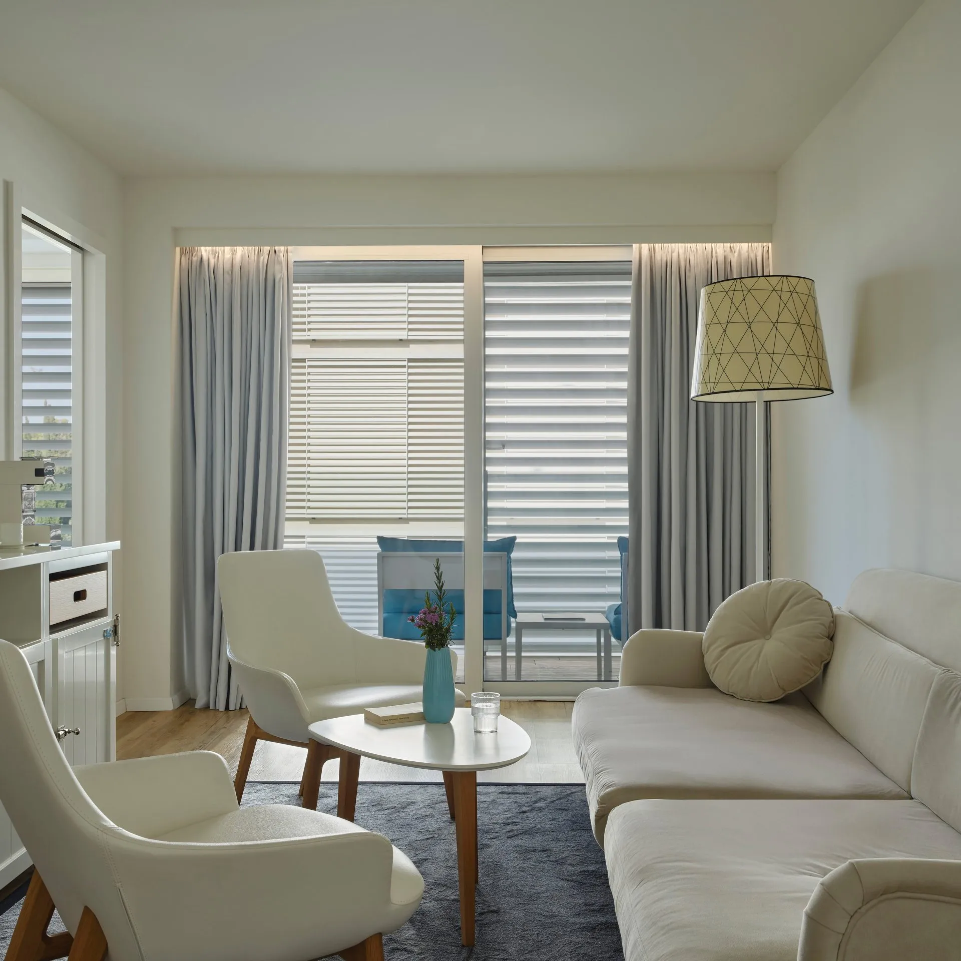 superior-suite-45m²-courtyard-park-balcony-1-44564-scaled.jpg