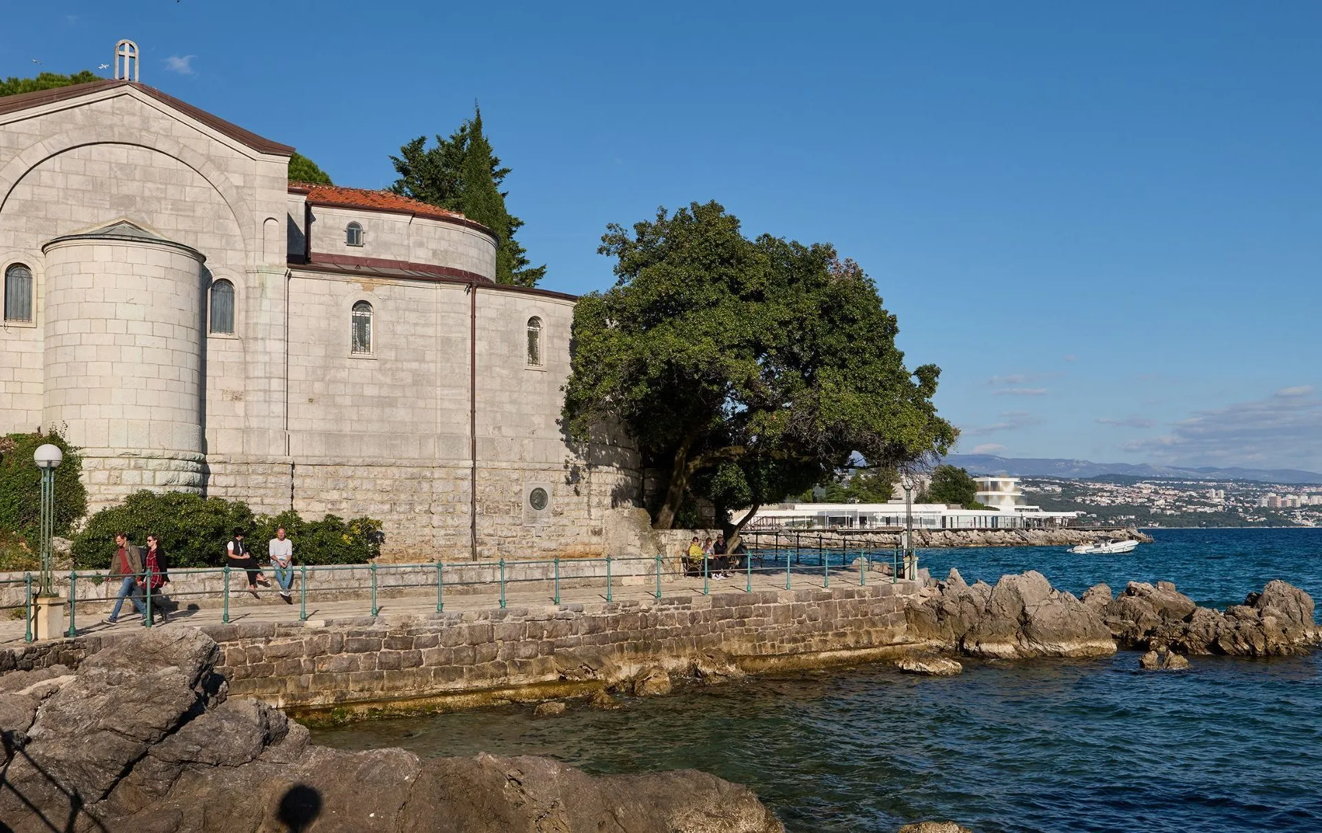 lungomare-3.jpg
