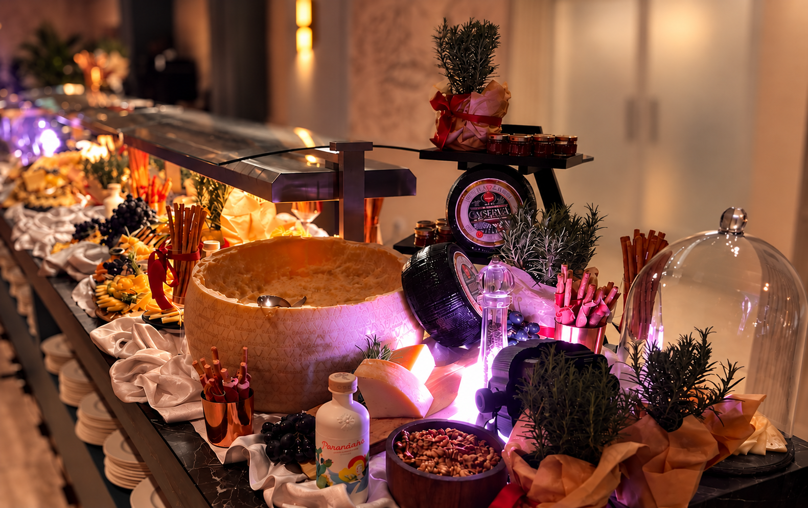 luksuzni-buffet-s-parmezanom-i-zacinskim-biljem.png